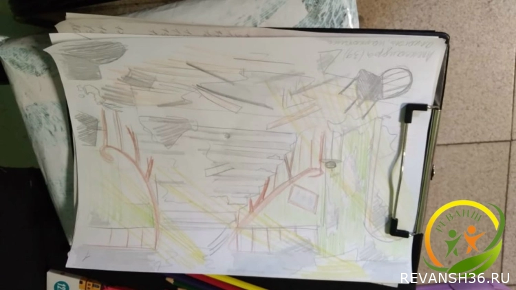 Арт-терапия сопровождается открытием новых смыслов и внутренним освобождением, которое можно сравнить с “воскрешением” или “перерождением” души.